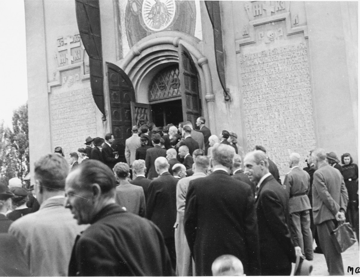 O Oles_funeral_5