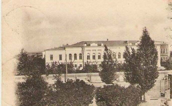 8. глухів гімназія
