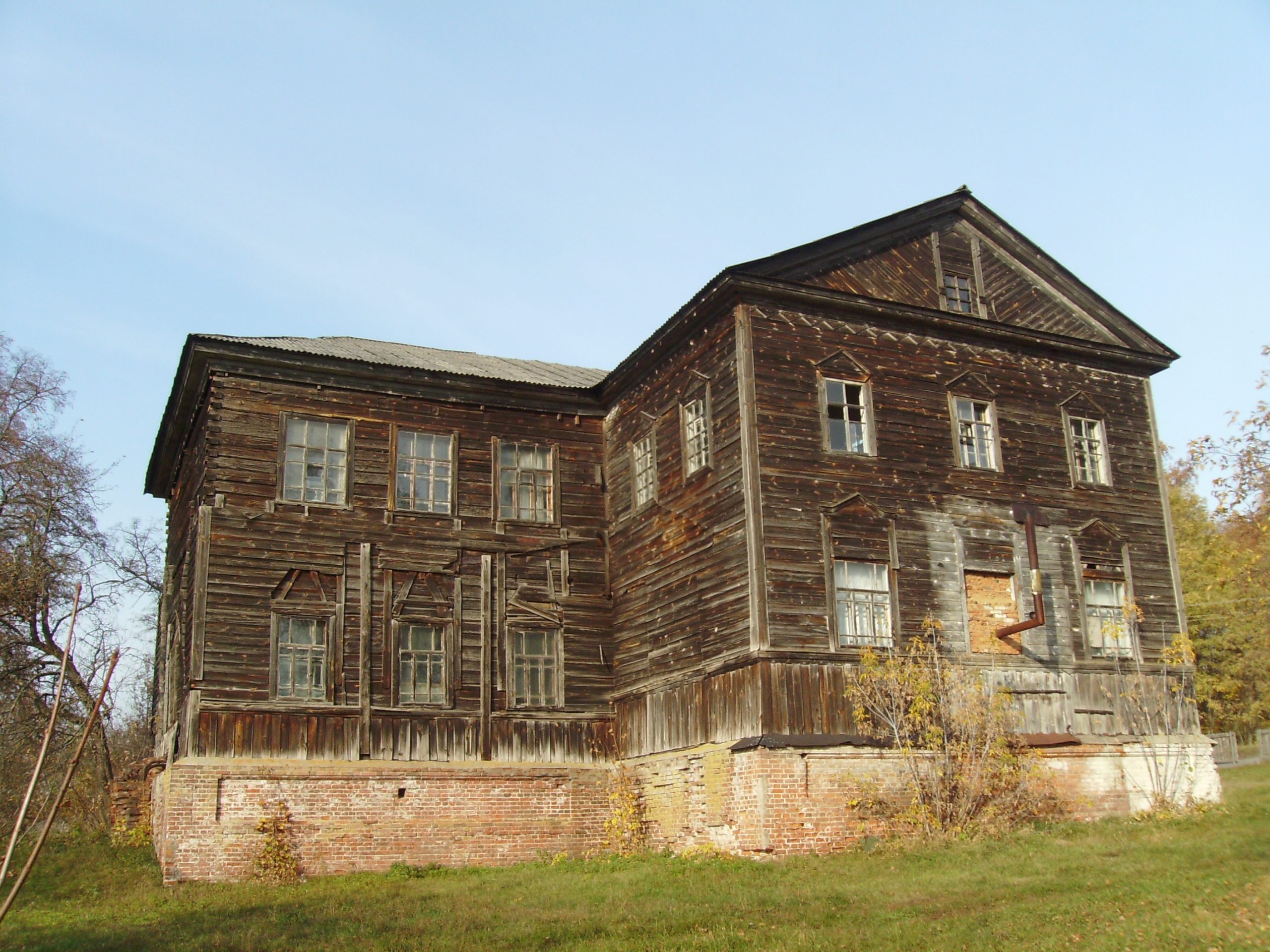 лоска церква школа клуб