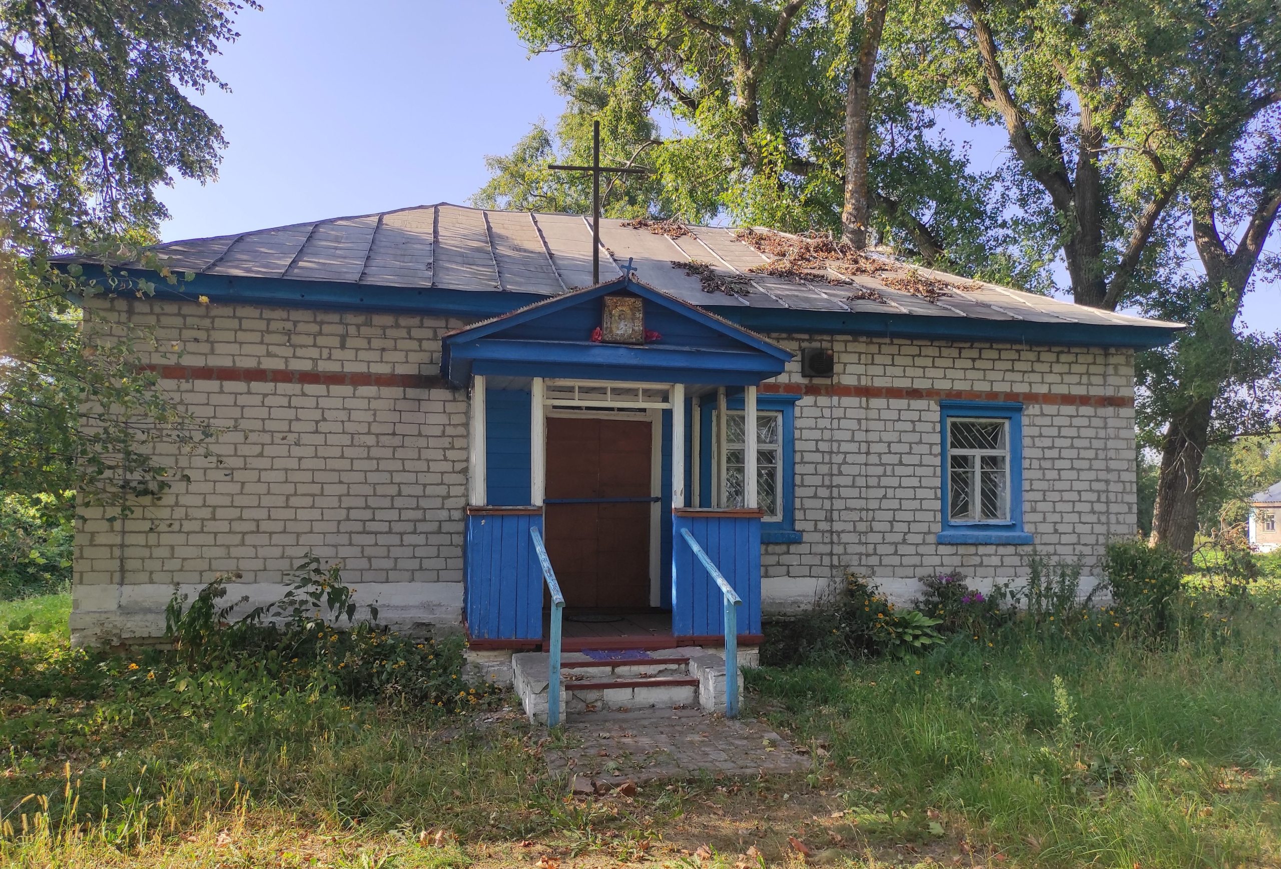лушники церква нині