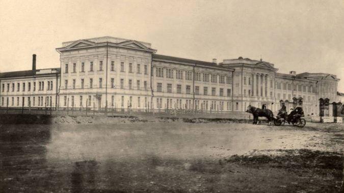 Кудінов Дмитро. Перші роки існування Сумського кадетського корпусу у висвітленні газет «Киевлянин» і «Южный край»